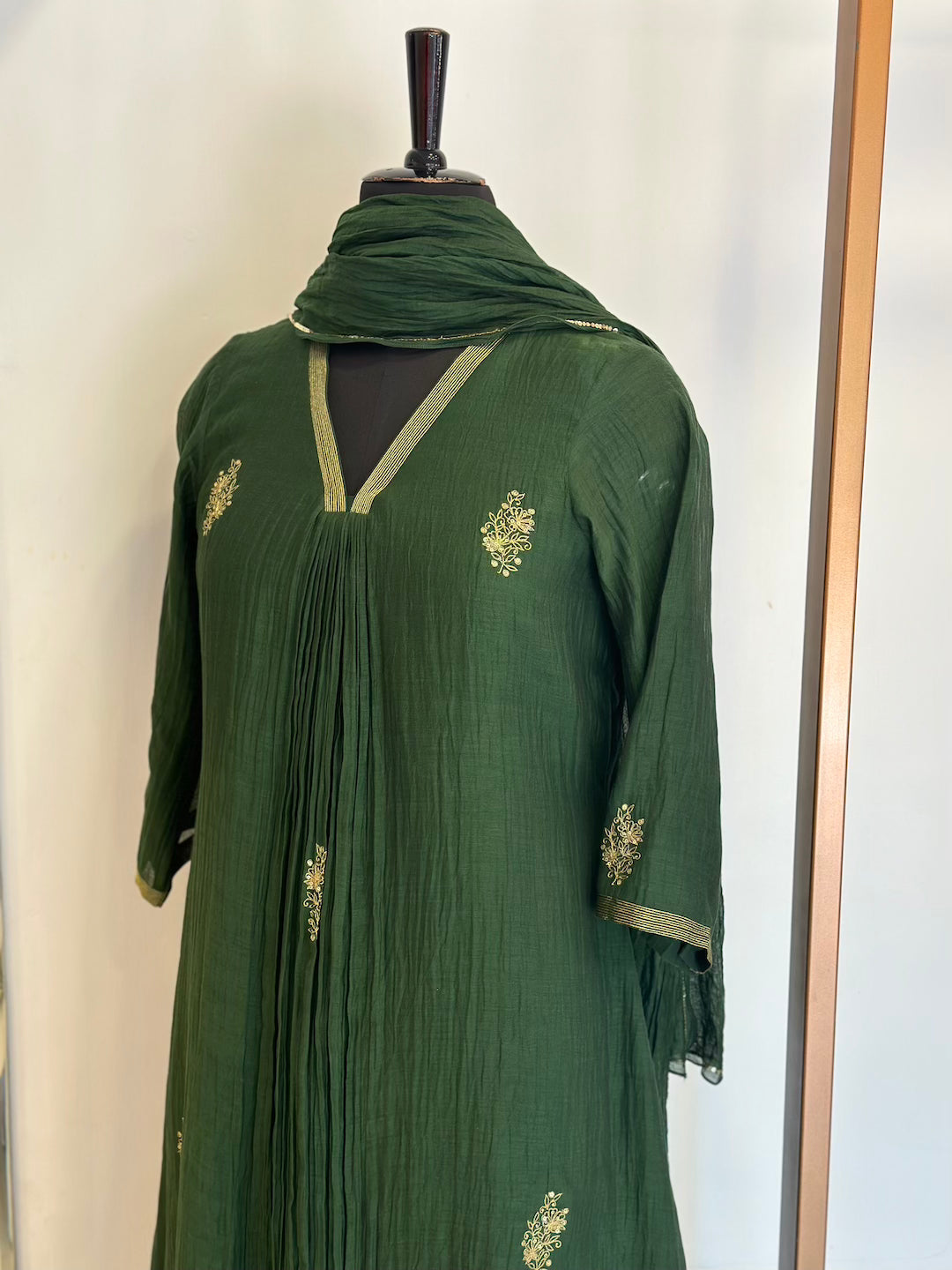 Bottle Green Zari Motif Chanderi Kurta Set - Thea