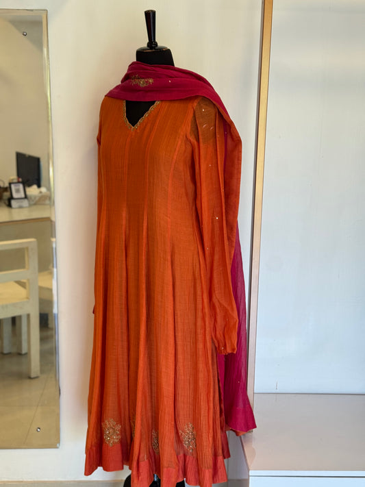 Niara Anarkali Set