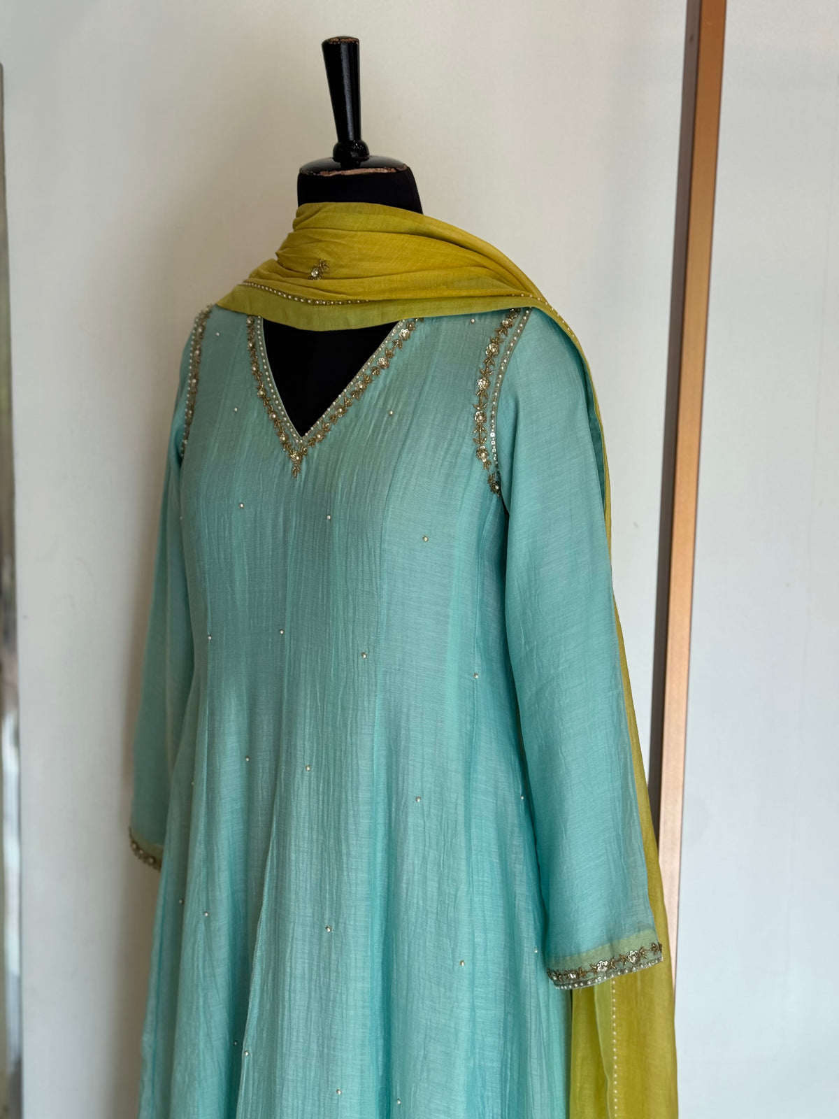 Vanya Anarkali Set