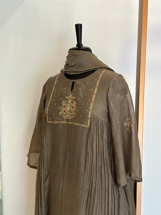 Ekaya Grey Mul Chanderi Kurta Set