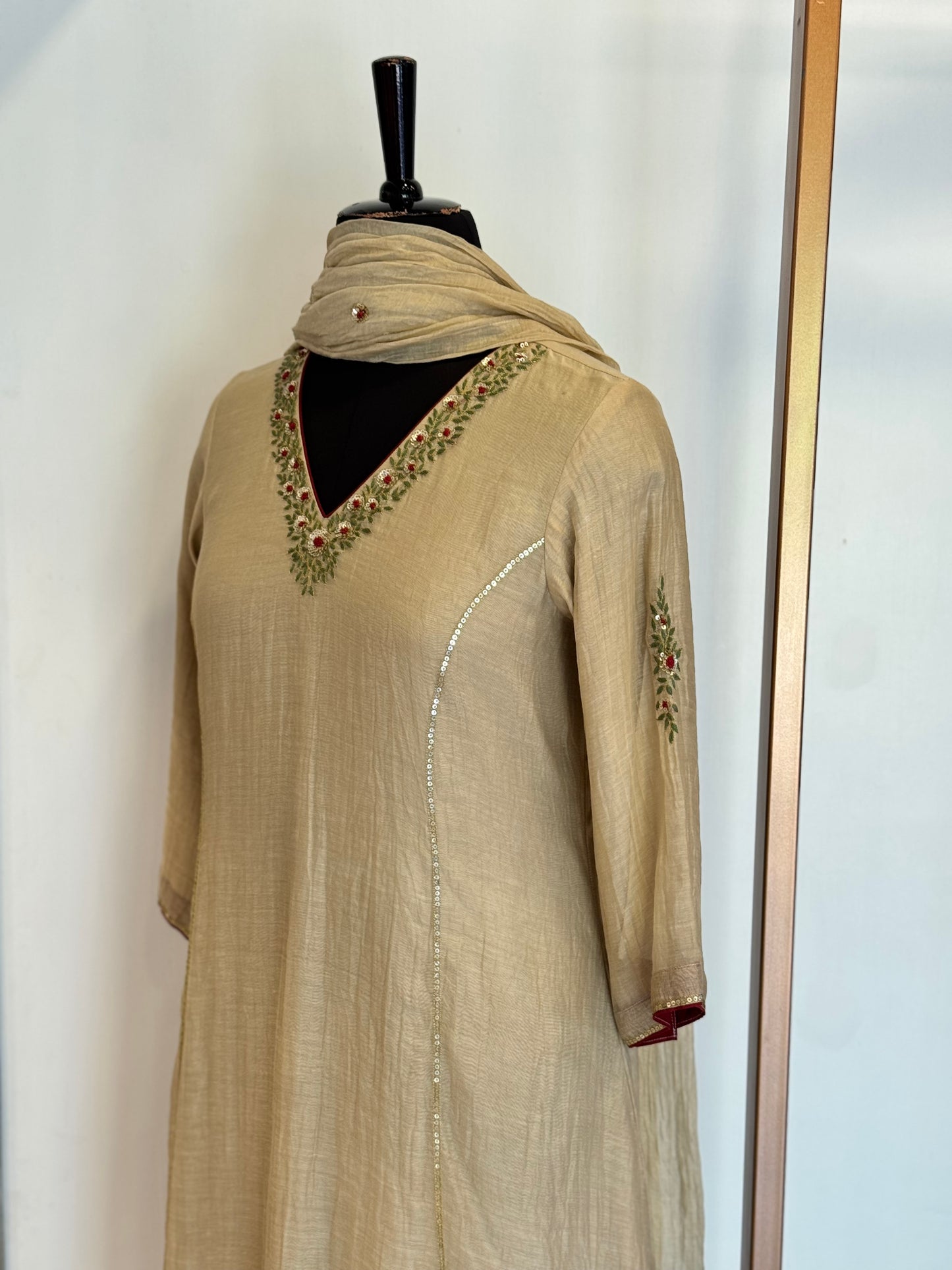 Aria - Beige Mul Chanderi Kurta Set