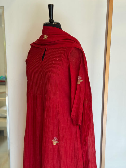 Fresa - Red Applique Mul Chanderi Kurta Set