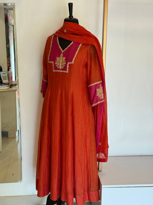 Vihaana Orange Kurta Set