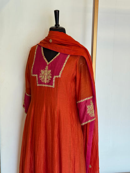 Vihaana Orange Kurta Set