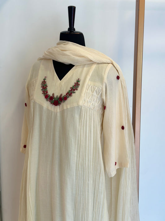 Rosette Kurta Set