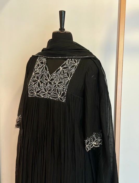 Black Floral Kurta Set - Thea