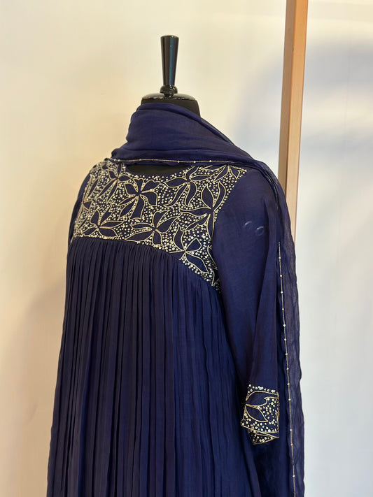 Navy Blue Floral Kurta Set - Thea