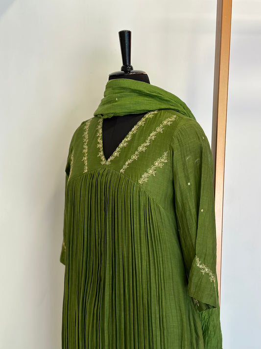 Light Green Rose Kurta Set - Thea
